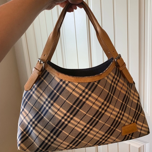 Burberry Handbags - Authentic Burberry Shoulder Purse